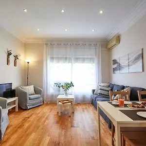  Apartment Bbarcelona Gaudi Avenue Flat